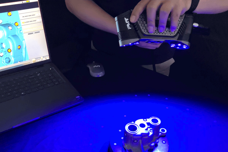 PMT SMARTSCAN单线激光模式用于深孔和窄槽3D扫描应用